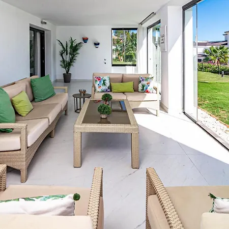 Apartment Lae28bi - Mirador De Hills By Roomservice *
